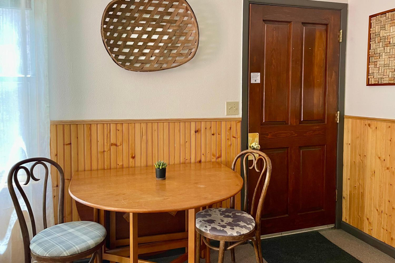 Others 5, Fireside Inn & Hostel, Summit