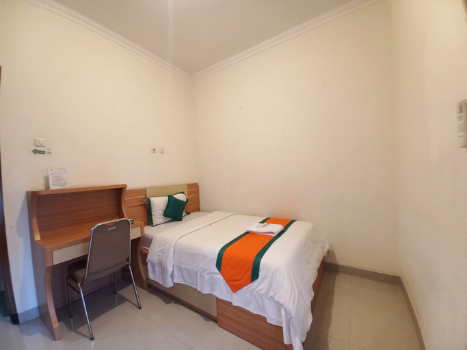 Bedroom 18