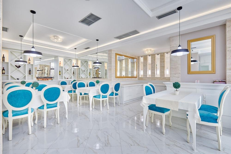 Food & Drinks 5, Hotel Libertas