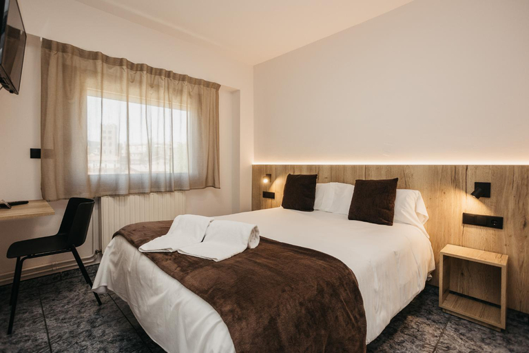 Bedroom 2, La Trobada Hotel Sport, Girona