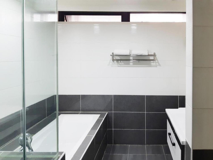 Bathroom 4, 1 Imbi Suites Times Square Bukit Bintang KL, Kuala Lumpur