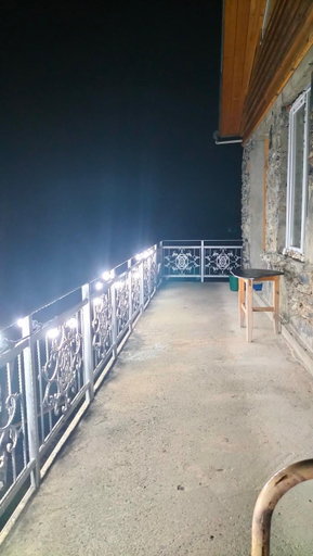 Others 3, Guest House pesvebi, Mestia