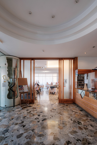 Public Area 2, Hotel Crown, Rimini