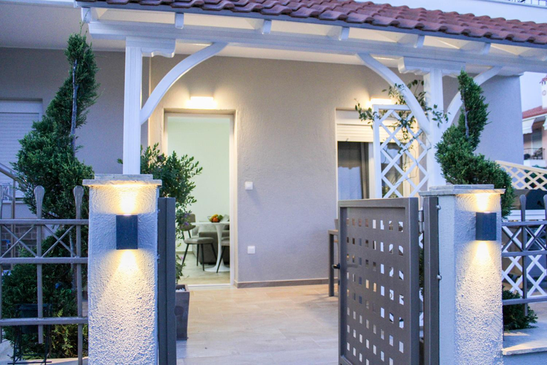 Entrance 5, Comfy Apartments, Central Macedonia