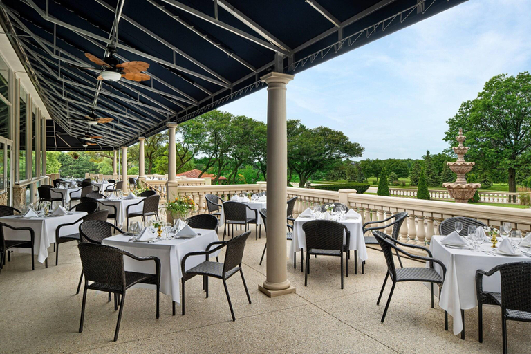 Food & Drinks 5, The Drake Oak Brook, Autograph Collection, Dupage