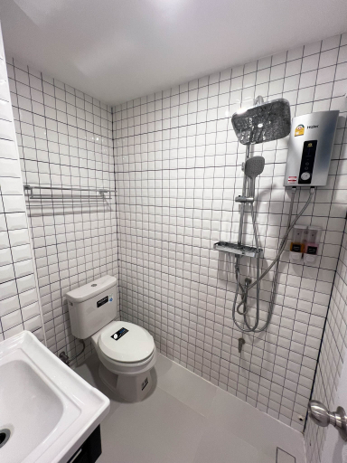 Bathroom 25