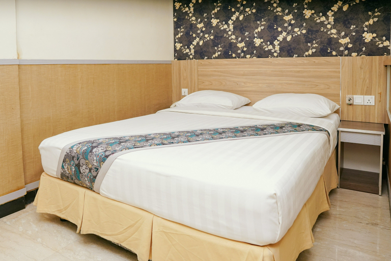 Others 3, Golden Gate Hotel, Batam