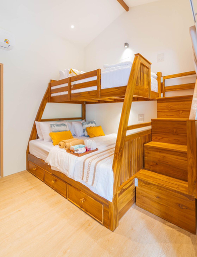 Bedroom 13