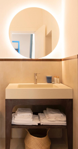 Bathroom 3, Palazzo San Rocco, Latina