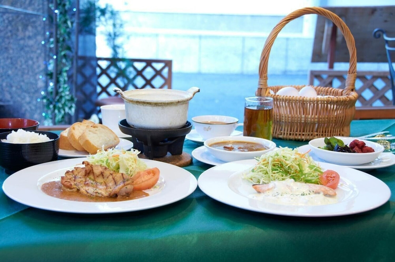 Food & Drinks 5, Pearl Hotel Yaesu, Chūō