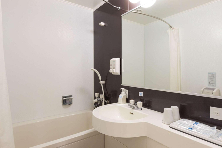 Bathroom 3, Comfort Hotel Naha Prefectural Office, Naha