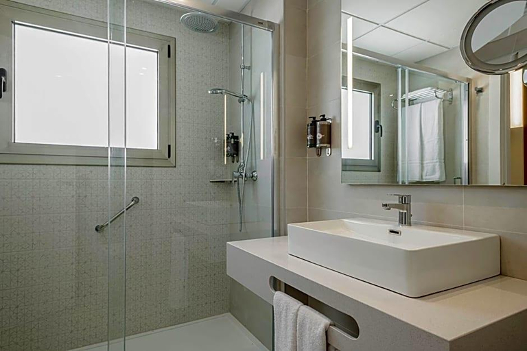 Bathroom 4, Hotel Best Indalo, Almería