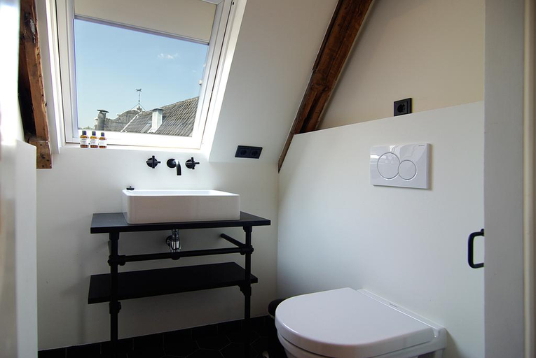 Bathroom 5, Adam Downtown, Amsterdam