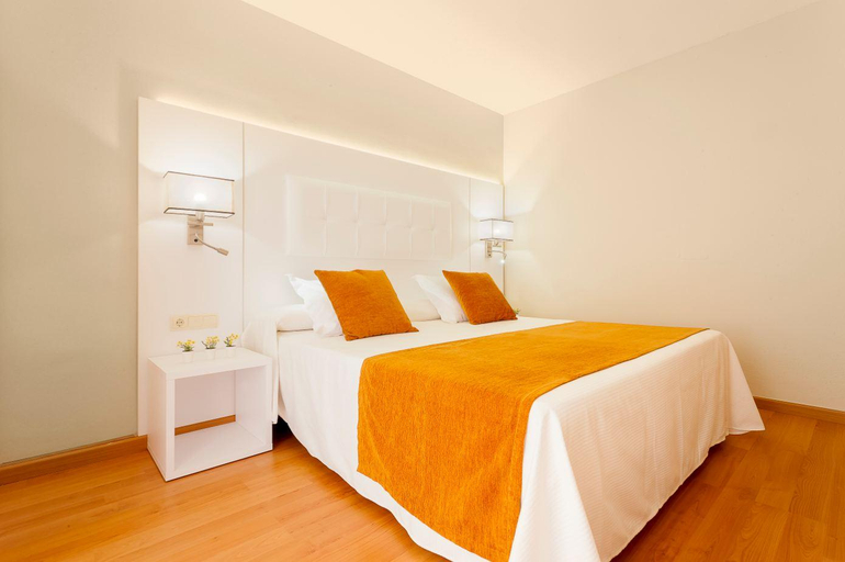 Bedroom 3, Beverly Park, Girona