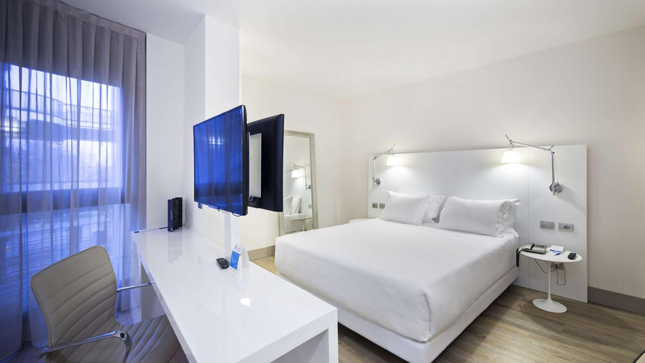 Bedroom 18