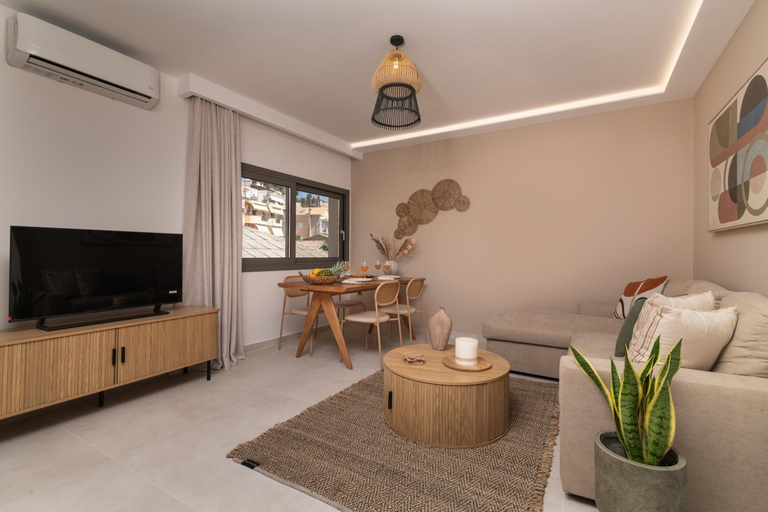 Others 5, Alavastros City Center, Ionian Islands