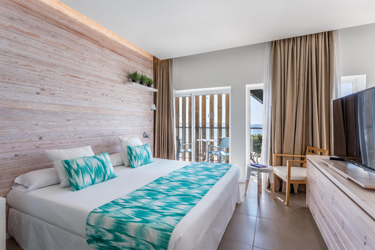 Bedroom 3, FERGUS Style Palmanova - Adults Only, Baleares