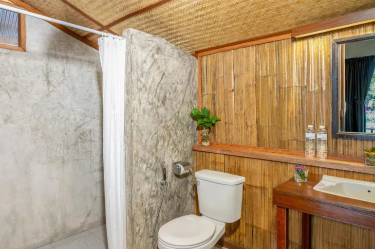 Bathroom 3, Luxury Farm House, Pai