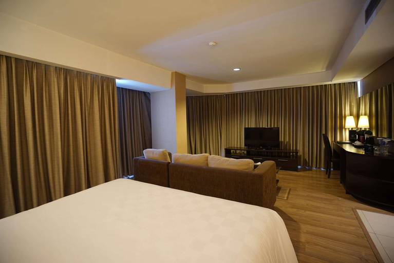 Bedroom 30