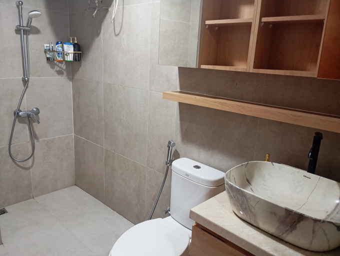 Bathroom 4