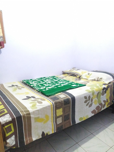 Bedroom 12