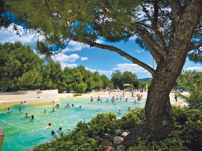 Others 4, Villa du Soleil en Provence sur le Domaine du Golf de Pont Royal, Bouches-du-Rhône