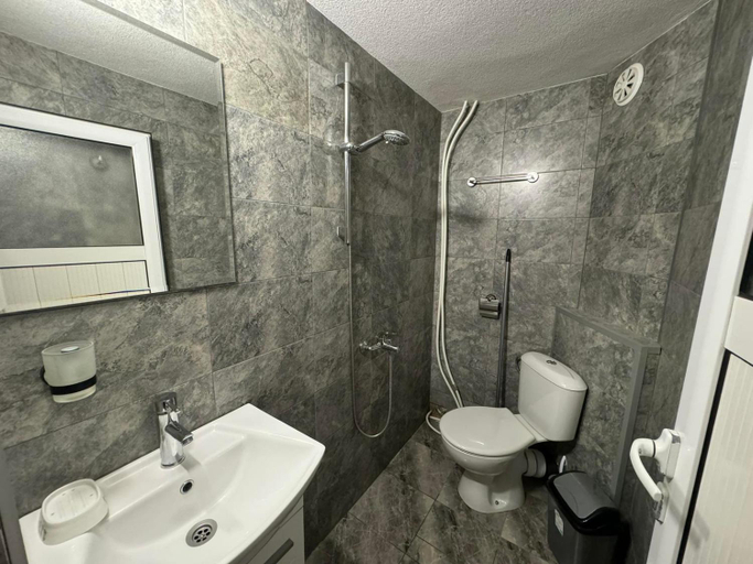 Bathroom 5, Guest House Ivan, Bansko