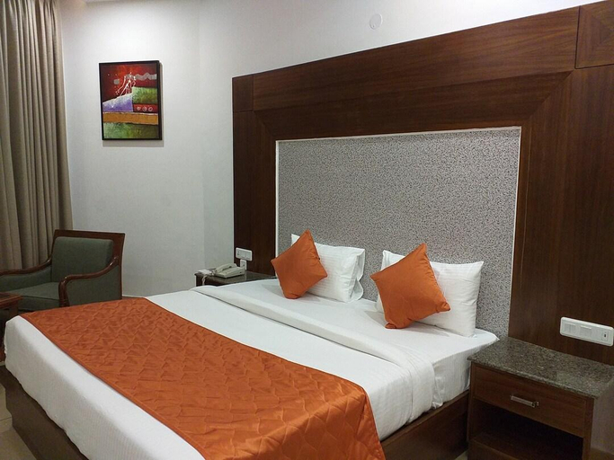 Bedroom 2, THE GRAND HOTEL, Shahid Bhagat Singh Nagar