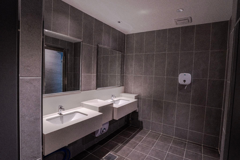 Bathroom 3, Golden Planet Hotel Pyeongtaek Godeok, Pyeongtaek