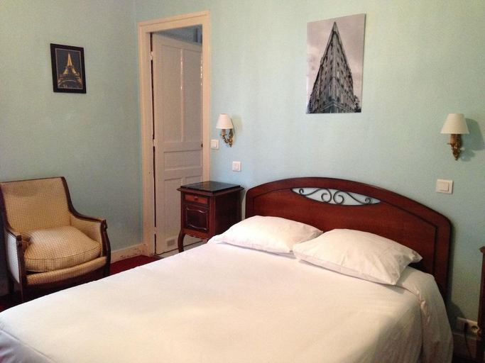 Bedroom 3, Hotel Verlaine, Paris