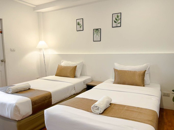 Bedroom 13