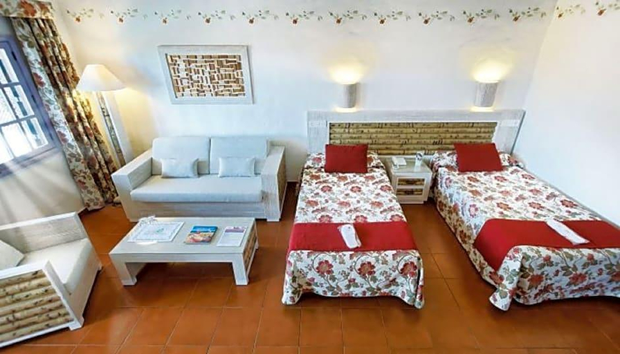 Bedroom 3, Hotel Parque Tropical, Las Palmas