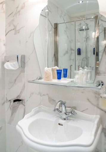 Bathroom 2, Villa Victoria Hotel et Spa, Calvados