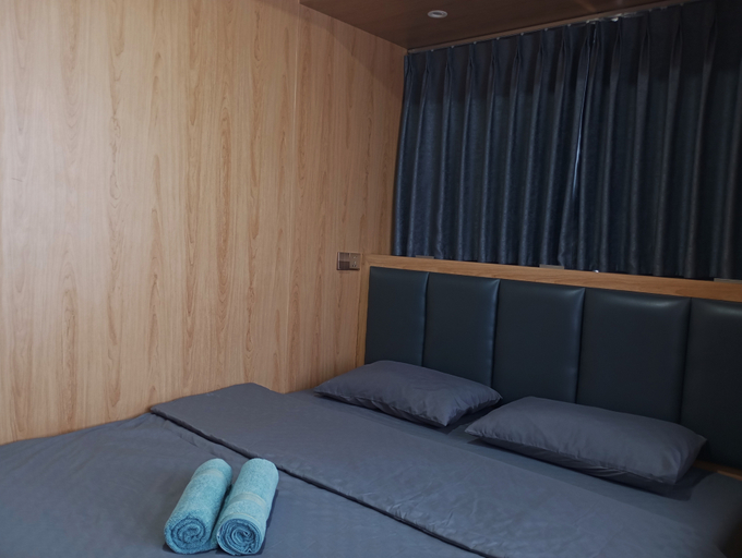 Bedroom 6