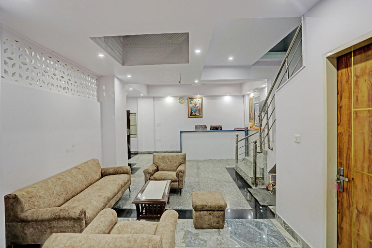Public Area 2, Hotel S B INN @ PAHARGANJ, Delhi