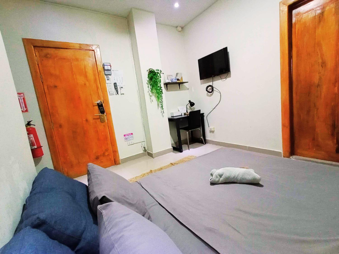 Bedroom 2, ONYX B&B Bed and Breakfast, San Carlos City