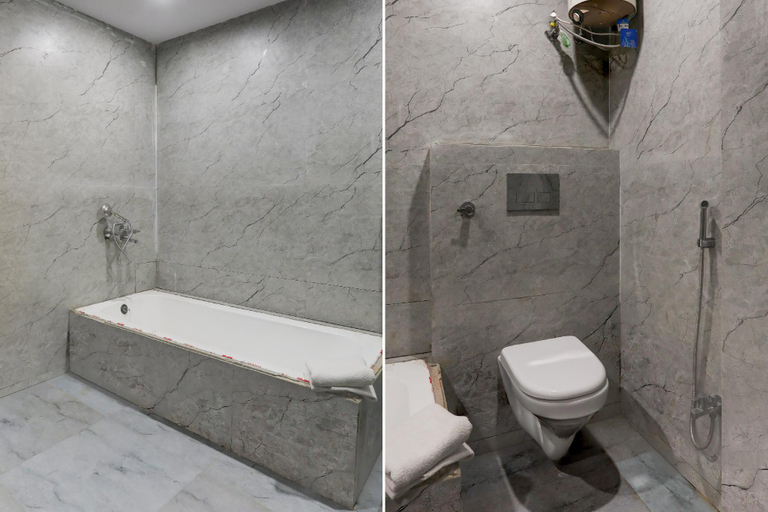Bathroom, FabHotel Oriental, Bhopal