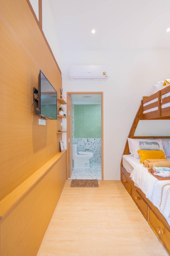 Bedroom 8