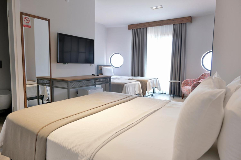 Bedroom 2, Anchor Alacatı Hotel, Çeşme