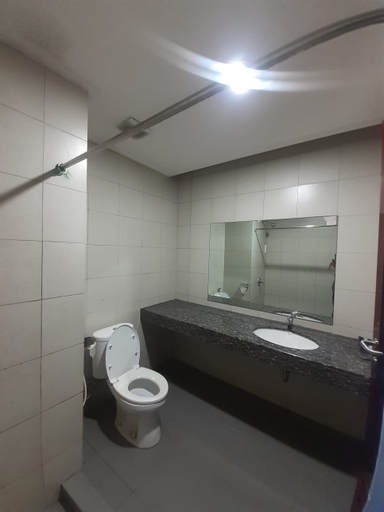 Bathroom 6