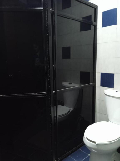 Bathroom, Alojamiento GAMA, Mexico City