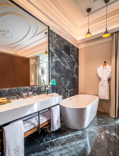 Bathroom 5, Royal Hideway Palacio de Gran Vía, Granada