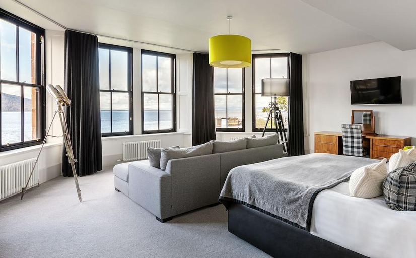 Bedroom 2, The Douglas Hotel, North Ayrshire