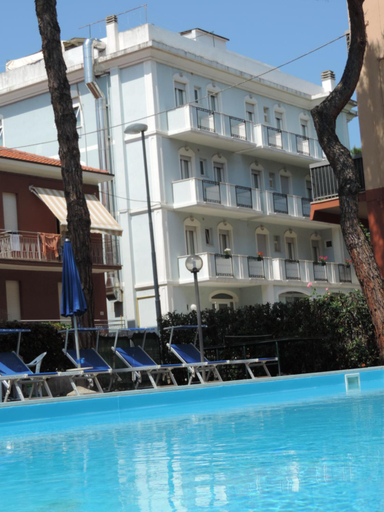 Others 5, Hotel Liliana, Rimini