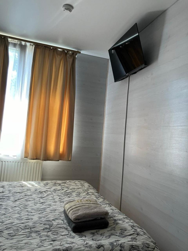Others 5, NewHome