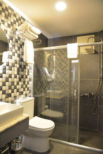 Others 5, Cadde 7 Otel, Çankaya