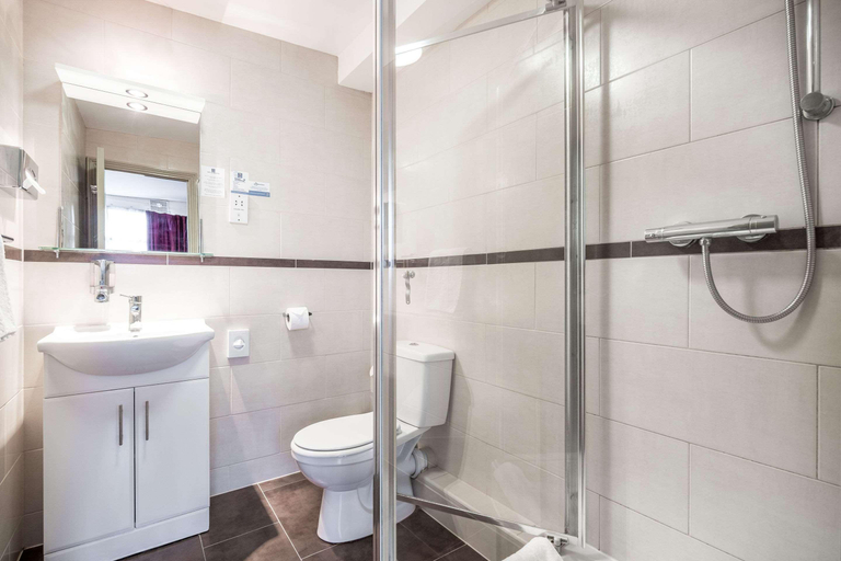 Bathroom 4, Comfort Inn Edgware Road W2, London
