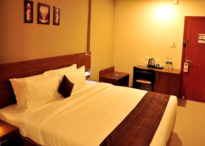Bedroom 5, Hotel Mayo, Wayanad