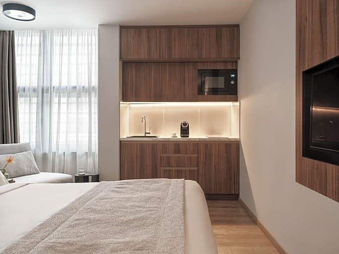 Bedroom 3, The Newel Acropolis, Attica