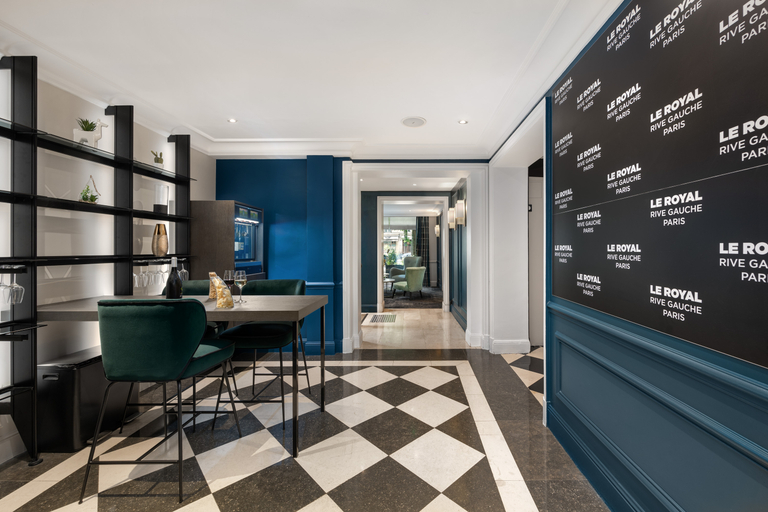 Others 5, Le Royal Rive Gauche, Paris
